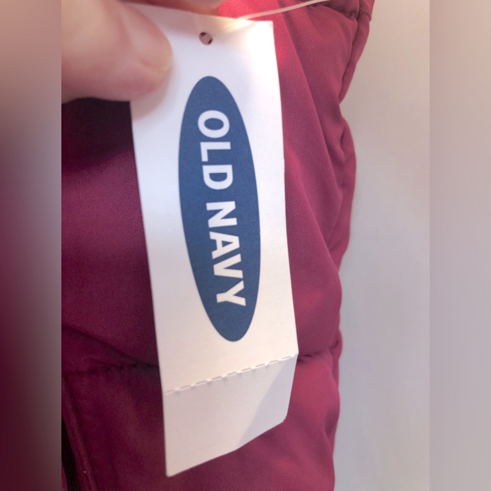 Old Navy long sleeve thermal and puffer vest, 3T (4T has been sold) - Picture 7 of 11